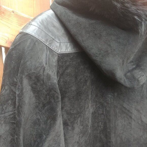 Vintage Hide House Suede Jacket - Picture 3 of 15